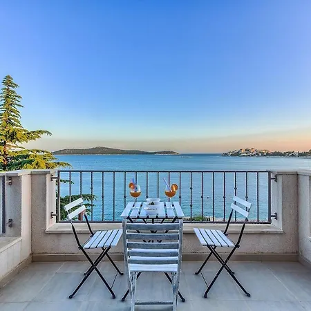 Tatil Evi Amazing Beachfront *