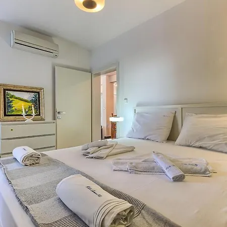 Amazing Beachfront Tatil Evi *